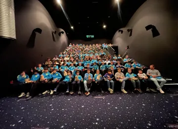 Ein ganzer Kinosaal für die JSG 