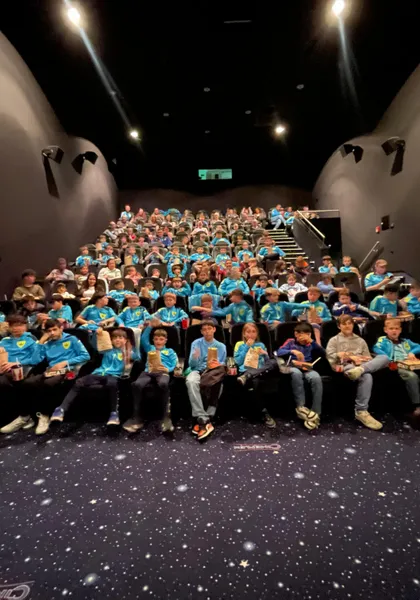 Ein ganzer Kinosaal für die JSG 