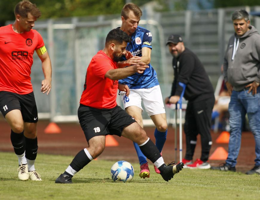 STADTDERBY IN DER S-ARENA