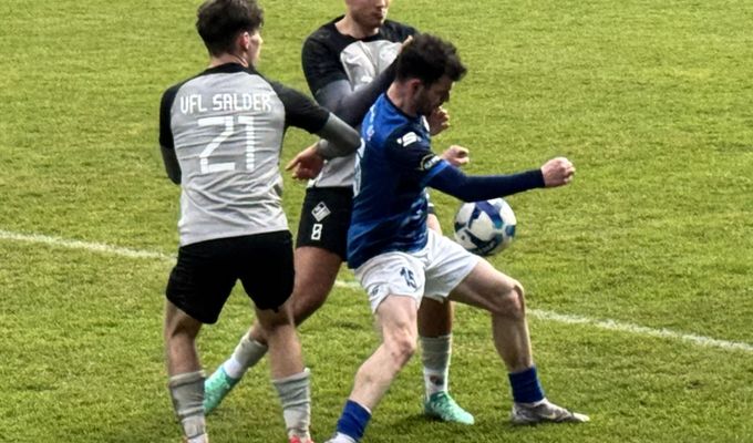 STADTDERBY ZUM SAISONFINALE