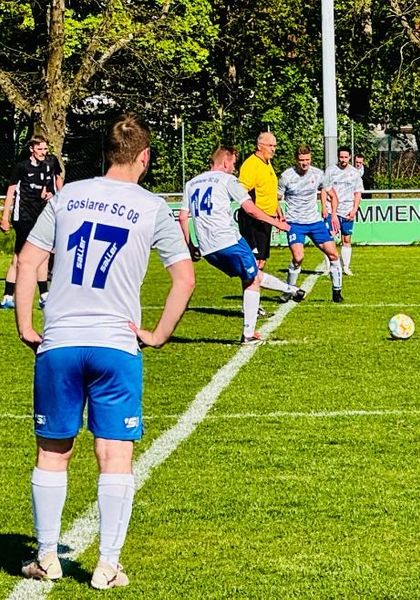 Herrenteams sind auswärts gefordert