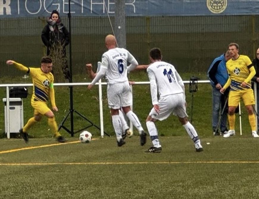 GIPFELTREFFEN IN DER S-ARENA